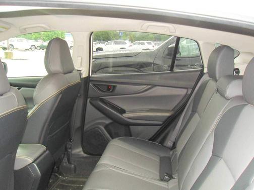 Crystal White Pearl 2021 Subaru Crosstrek Sport