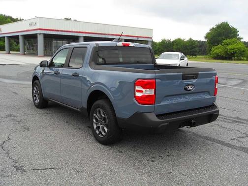 Azure Gray Tri-Coat 2025 Ford Maverick XLT