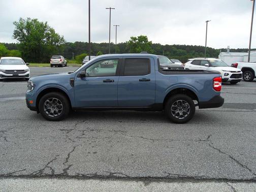 Azure Gray Tri-Coat 2025 Ford Maverick XLT