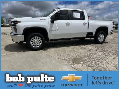 Summit White 2022 Chevrolet Silverado 2500 LT