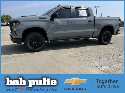 Slate Gray Metallic 2024 Chevrolet Silverado 1500 Custom Trail Boss