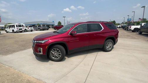 2023 Chevrolet Traverse LT Cloth