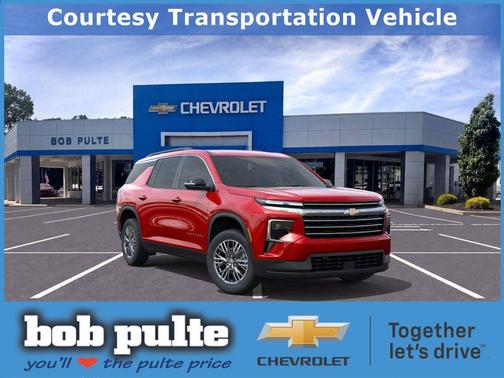 Radiant Red Tintcoat 2026 Chevrolet Traverse LT