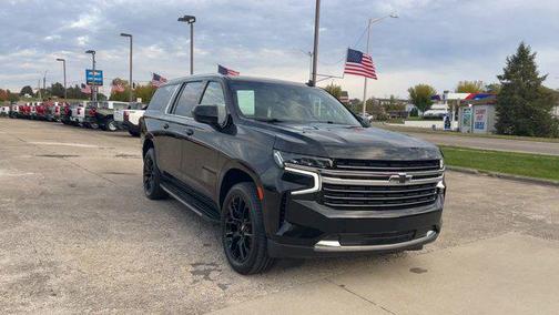 2022 Chevrolet Suburban LT
