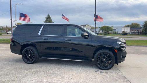 2022 Chevrolet Suburban LT