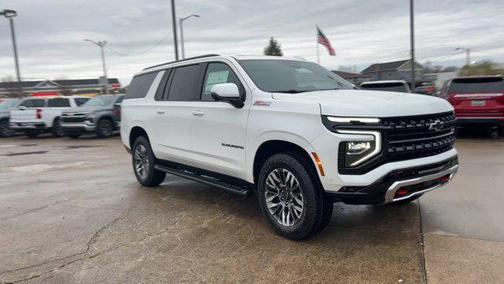 Iridescent Pearl Tricoat 2025 Chevrolet Suburban 4WD Z71