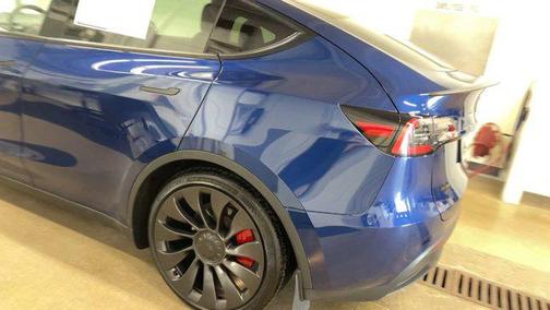 2023 Tesla Model Y Performance Dual Motor All-Wheel Drive