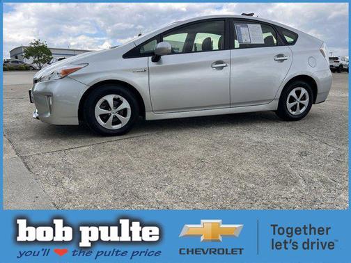 Classic Silver Metallic 2013 Toyota Prius Three