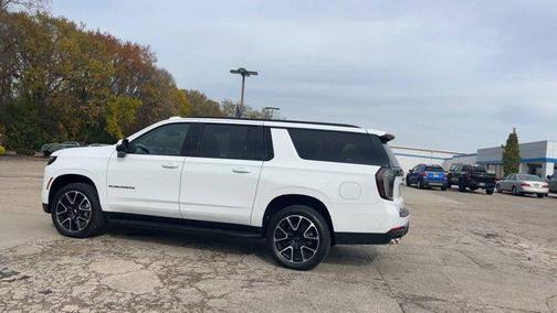 2026 Chevrolet Suburban RST