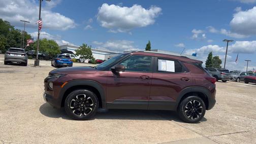 Mahogany Red Metallic 2022 Chevrolet Trailblazer LT