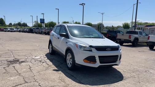 OXFORD WHITE 2016 Ford Escape S