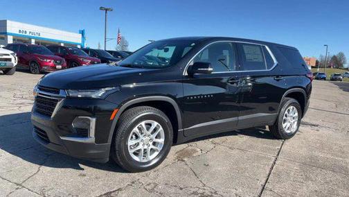 Mosaic Black Metallic 2023 Chevrolet Traverse LS