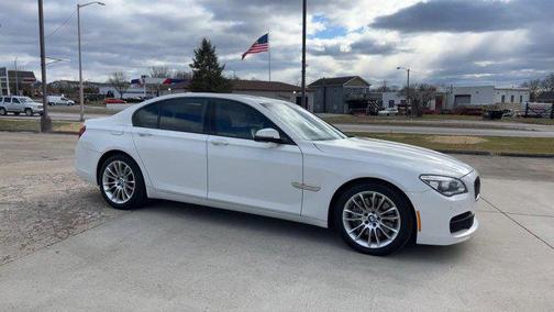 2015 BMW 750 i xDrive