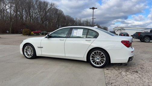2015 BMW 750 i xDrive