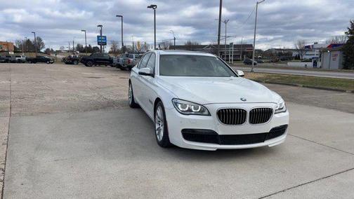 2015 BMW 750 i xDrive