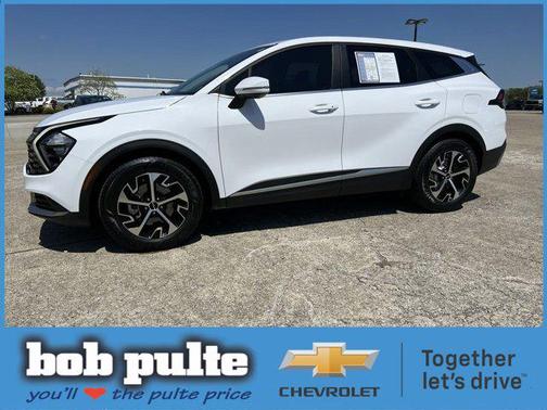 Glacial White Pearl 2023 Kia Sportage EX