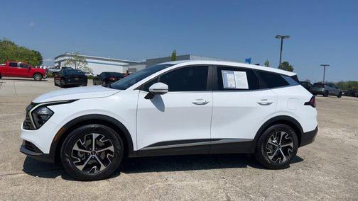Glacial White Pearl 2023 Kia Sportage EX