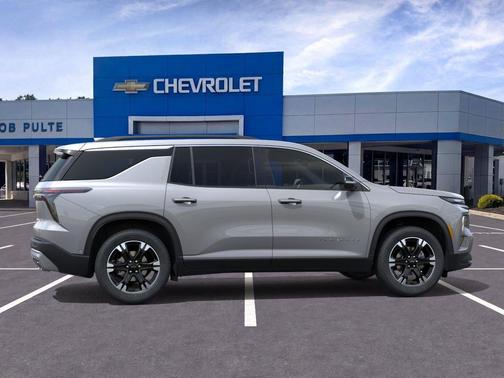 Sterling Gray Metallic 2027 Chevrolet Traverse LT