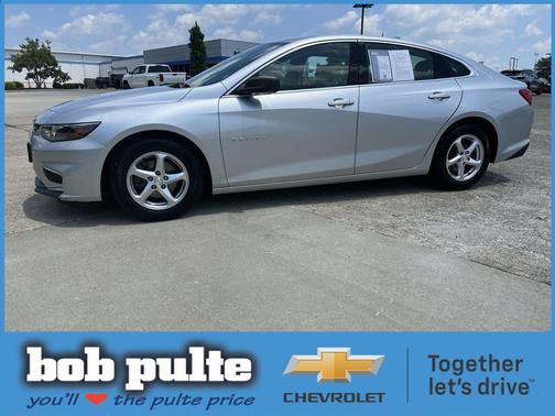 Silver Ice Metallic 2018 Chevrolet Malibu 1LS