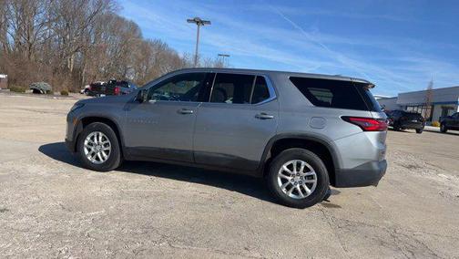 2023 Chevrolet Traverse LS