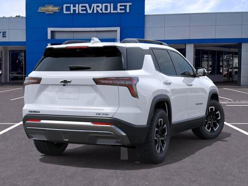 Polar White Tricoat 2027 Chevrolet Equinox ACTIV FWD