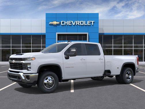 Summit White 2026 Chevrolet Silverado 3500 LT