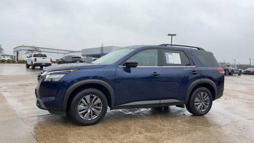 2024 Nissan Pathfinder SV FWD