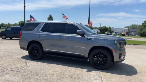 Satin Steel Metallic 2022 GMC Yukon SLT