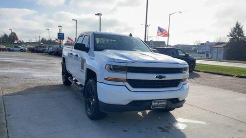 2017 Chevrolet Silverado 1500 Custom