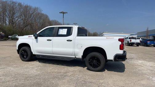 Summit White 2021 Chevrolet Silverado 1500 Custom Trail Boss