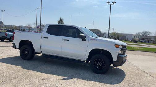 Summit White 2021 Chevrolet Silverado 1500 Custom Trail Boss