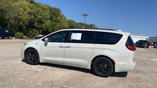 2021 Chrysler Pacifica Hybrid Limited