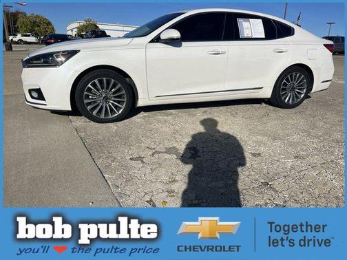 2017 Kia Cadenza Premium