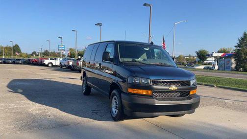 2025 Chevrolet Express 3500 RWD 3500 Regular Wheelbase WT