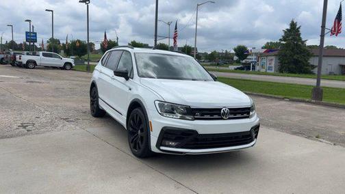 2021 Volkswagen Tiguan 2.0T SE R-Line Black
