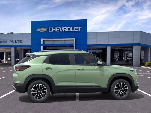 Cacti Green 2026 Chevrolet Trailblazer LT