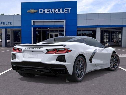 Arctic White 2026 Chevrolet Corvette Stingray w/2LT