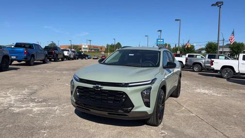 Cacti Green 2025 Chevrolet Trax FWD ACTIV