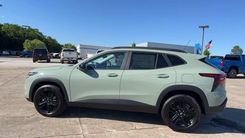 Cacti Green 2025 Chevrolet Trax FWD ACTIV