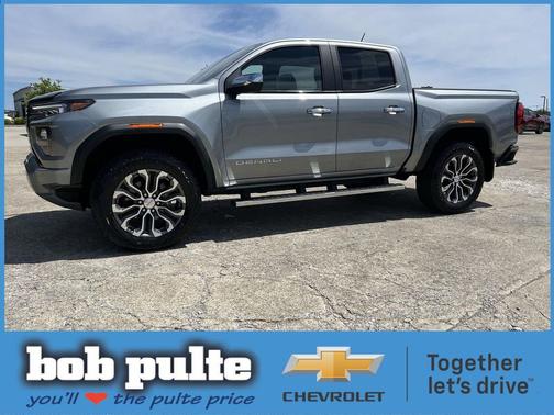 Sterling Metallic 2026 GMC Canyon Denali