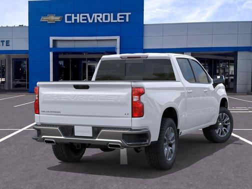 Summit White 2026 Chevrolet Silverado 1500 LT