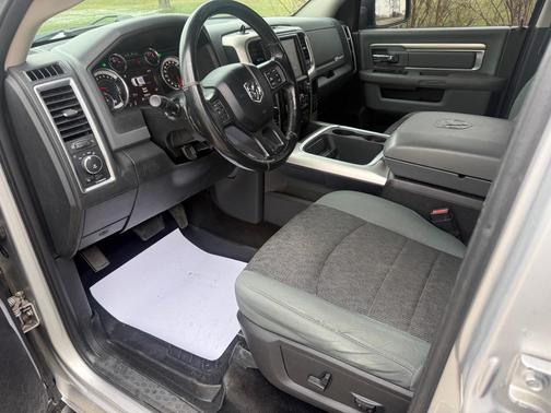 2016 RAM 1500 Big Horn