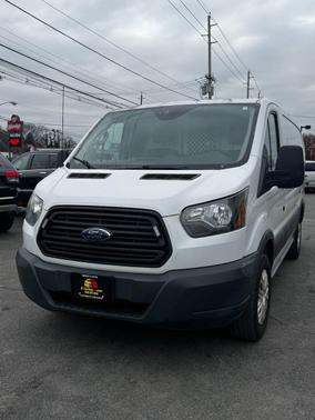 2018 Ford Transit-250 Base