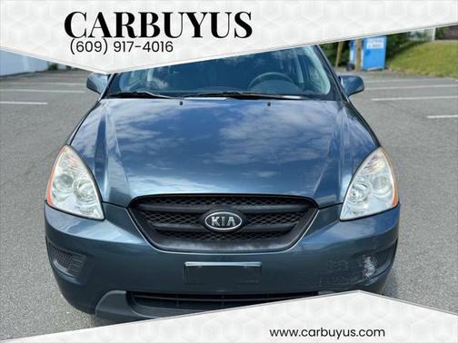 2009 Kia Rondo LX V6