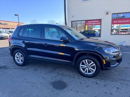 2012 Volkswagen Tiguan LE