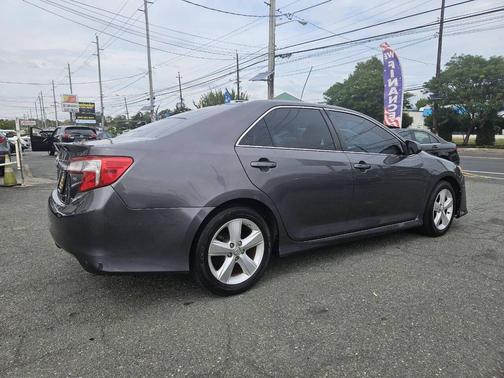 2014 Toyota Camry SE Sport