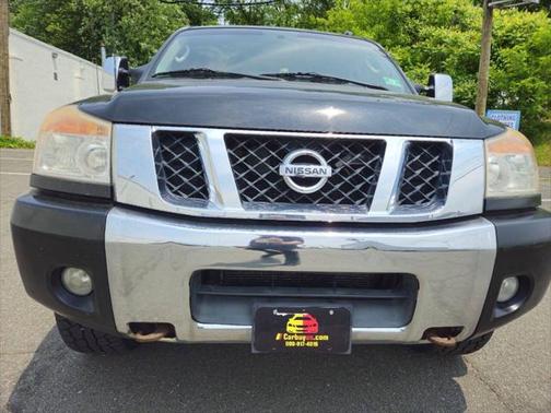 2009 Nissan Titan LE Crew Cab