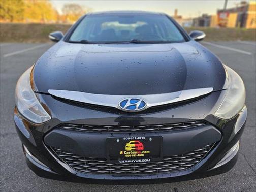 2015 Hyundai SONATA Hybrid Limited