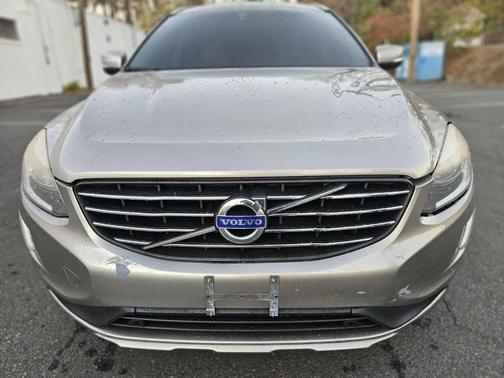 2015 Volvo XC60 T5 Premier Plus