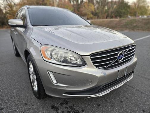 2015 Volvo XC60 T5 Premier Plus